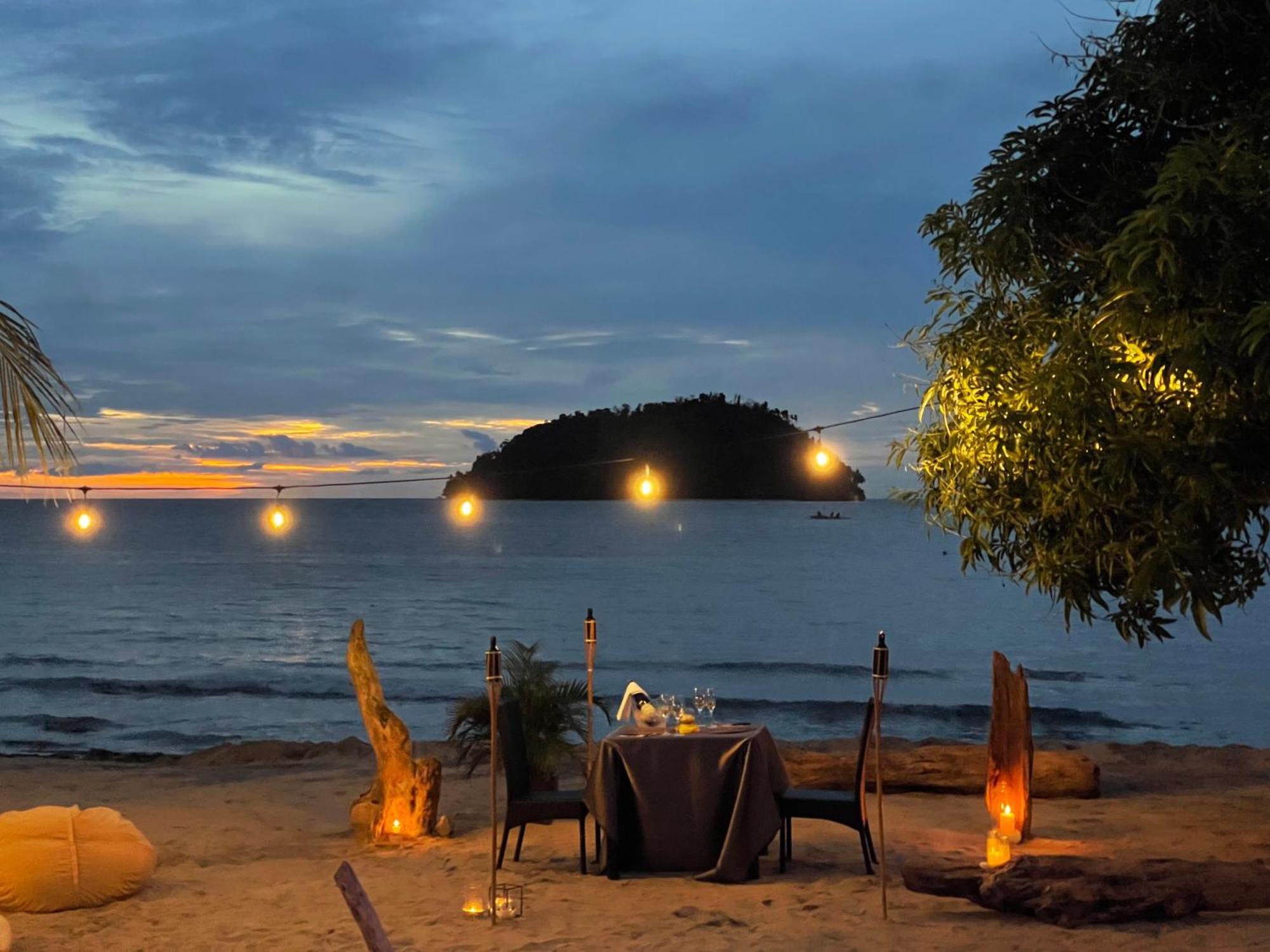 Amila Dive * Sipalay